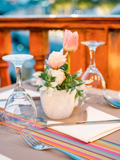 From Dubai Marina: Dhow Cruise with Dinner & Live Entertainment